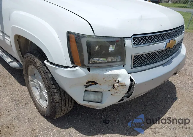 1GNSCJE07DR185476: 42725440