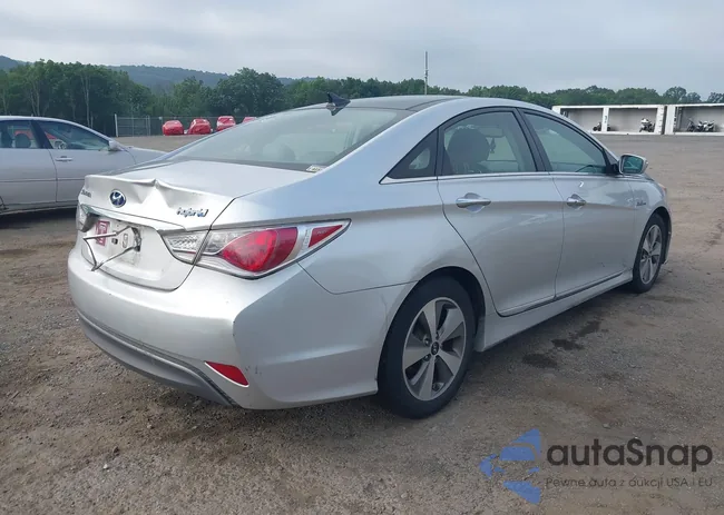 KMHEC4A4XBA006953: 42725480