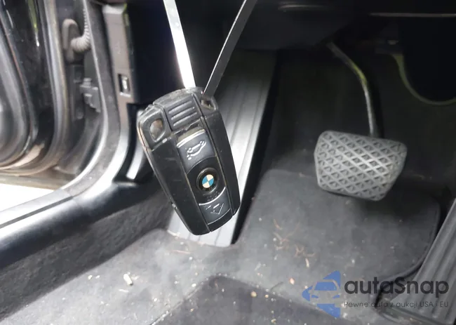 WBANV9C58AC138434: 42725534