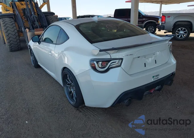 JF1ZCAC14J8601932: 42725571