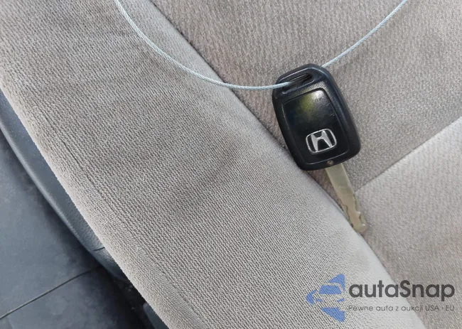 1HGCR2F39DA254632: 42725572