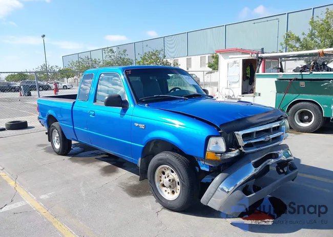 1FTYR14U9WPB44948: 42725577