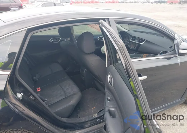 3N1CB7AP4HY271045: 42724844