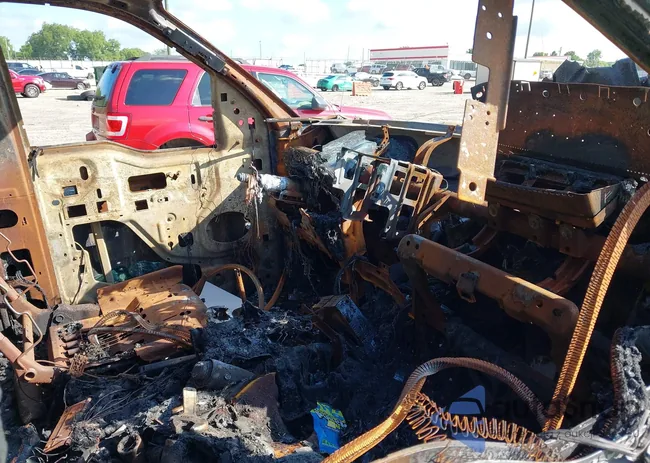 1FTPW14V76FB80690: 42724876