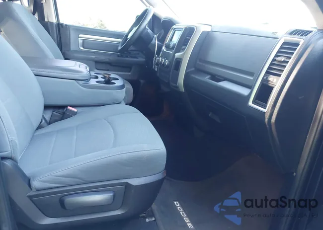 1C6RR6GT7ES371949: 42724959