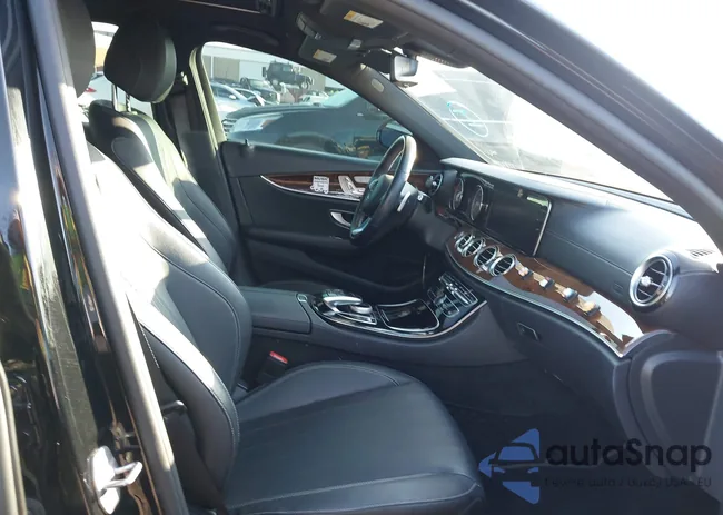 WDDZF4KB7HA214751: 42725056