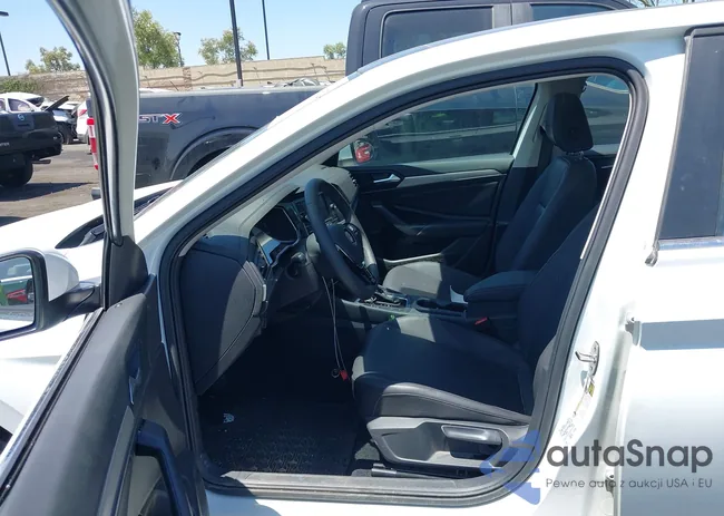 3VWCB7BU5LM071404: 42725124