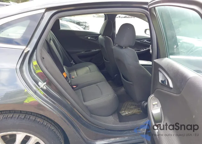 1G1ZE5ST8GF335911: 42725146