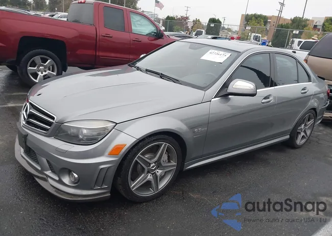 WDDGF77XX9F307085: 42726175