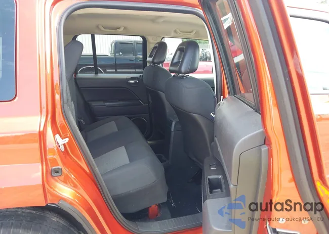 1J4FT28B39D160232: 42726436