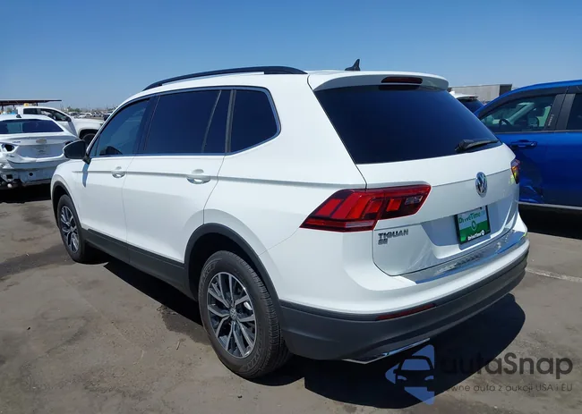 3VV3B7AX9KM102197: 42726496