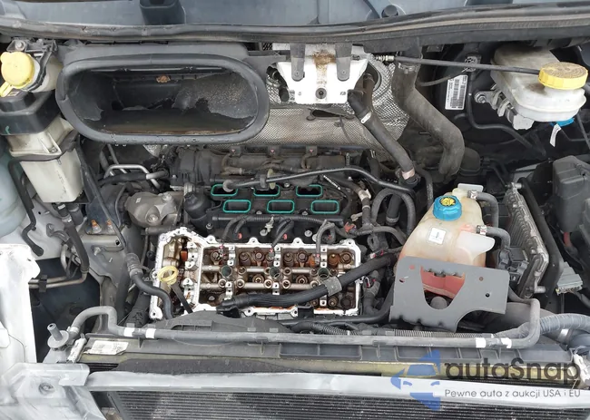 3C6TRVBG0LE104789: 42726536