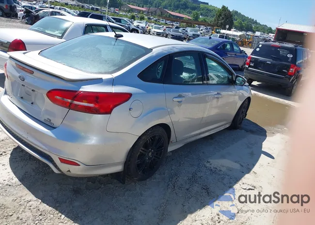 1FADP3F26GL296597: 42725859