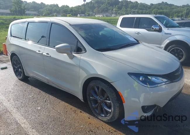 2C4RC1FG1LR286363: 42725892