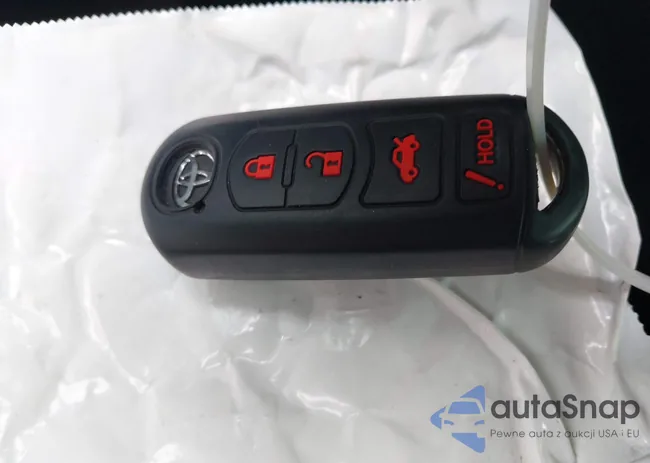 3MYDLBYV6JY332604: 42726098