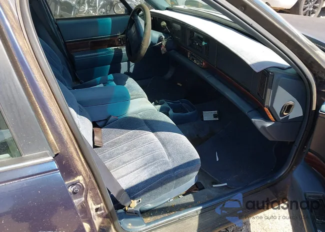 1G4HP52K9XH440610: 42727188