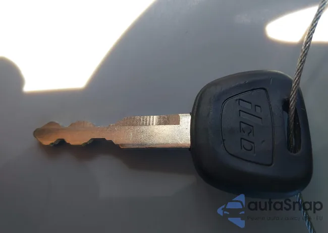 JS2YC415885101089: 42727191