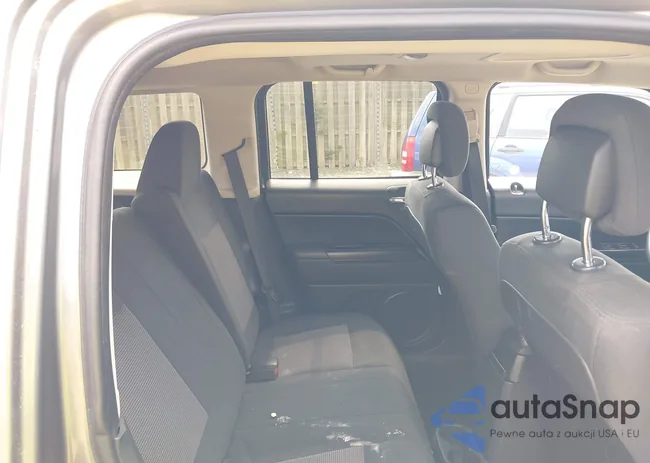 1C4NJRFB7CD528664: 42727271