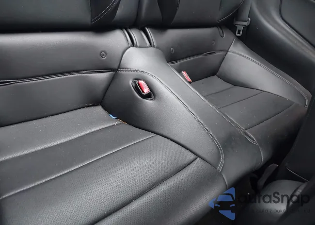 1FA6P8TH8H5264545: 42727328