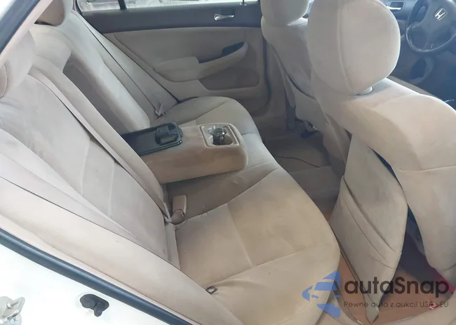 1HGCM56415A006739: 42727400