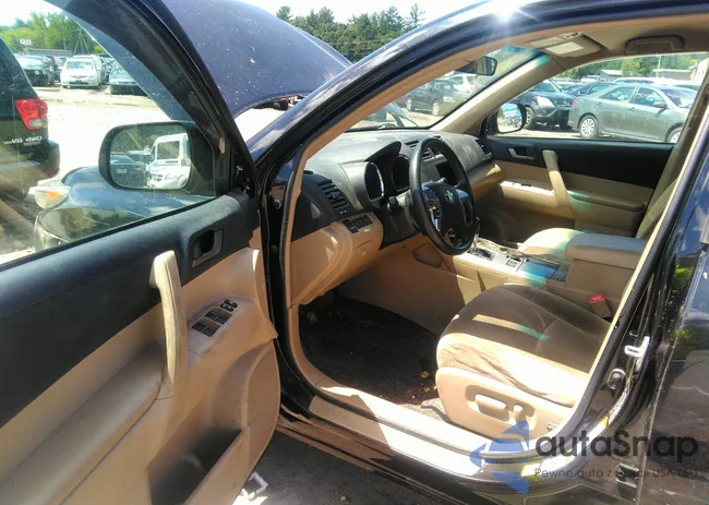 5TDBK3EH7BS087432: 42727446