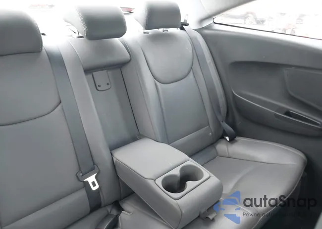 KMHDH6AE3DU019319: 42727454