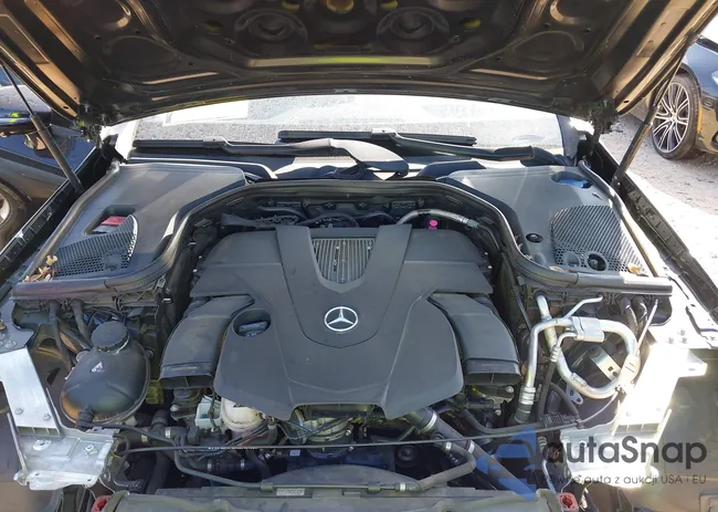 WDD1J6JB8KF076933: 42727560