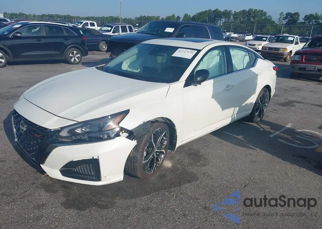 1N4BL4CV2SN352474: 42727579