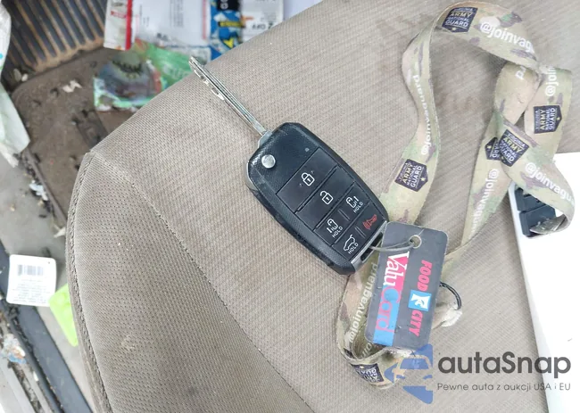 KNDMB5C12F6061126: 42727592