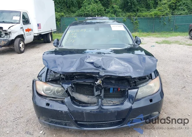 WBAVD33536KV65114: 42727609