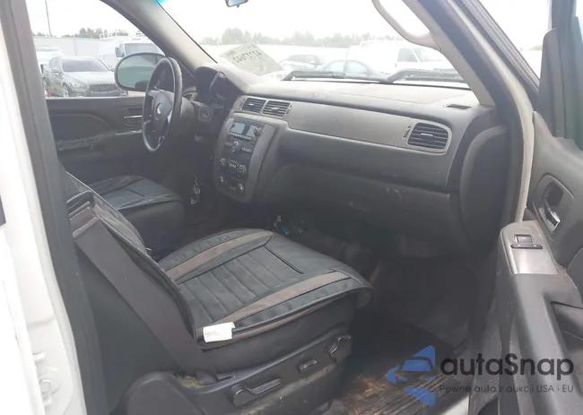 1GNLC2E02DR311625: 42727642