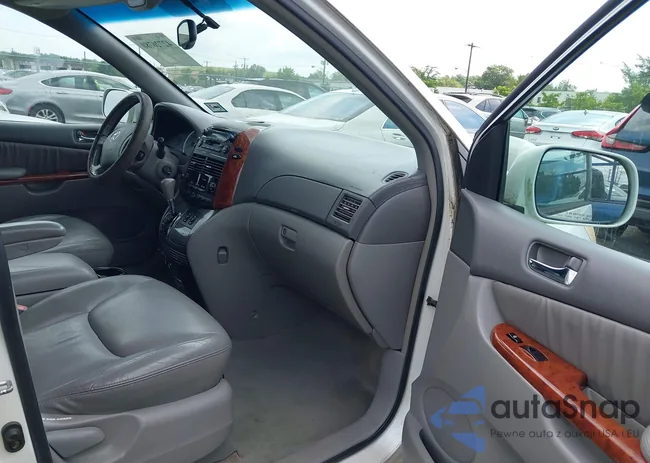 5TDZA22C44S131779: 42726780