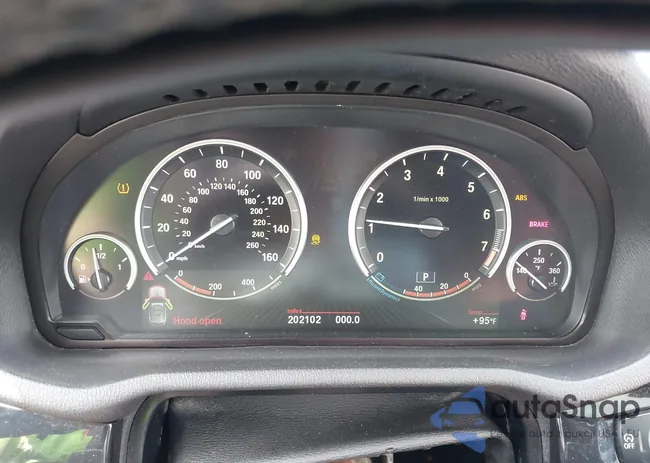 5UXWX9C51E0D15142: 42727069