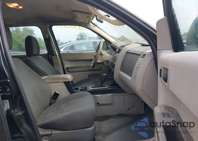 1FMCU0C77BKB64424: 42728299