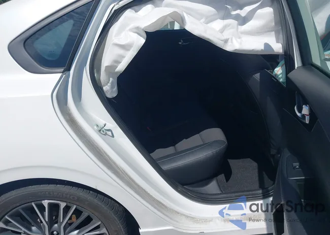 3KPF54AD9PE575980: 42728369