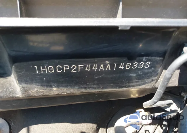 1HGCP2F44AA146333: 42728397