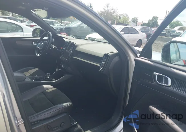 YV4162XZ6K2014587: 42728462