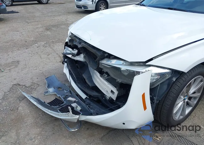 WBA8E5G54GNT41656: 42728544