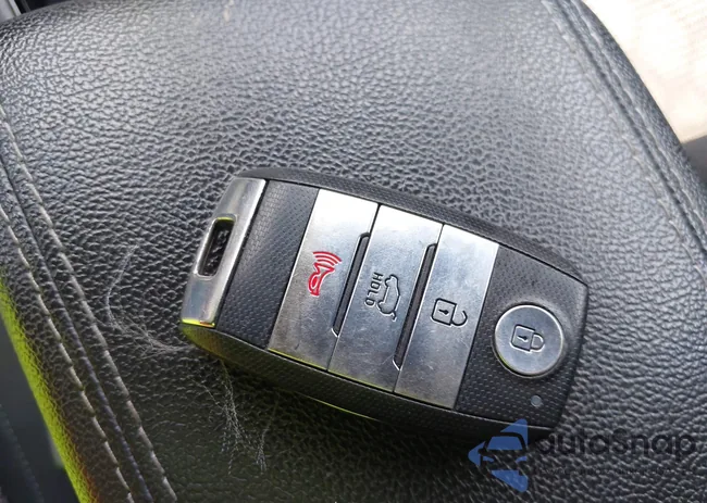 KNDCB3LC9J5127977: 42728712