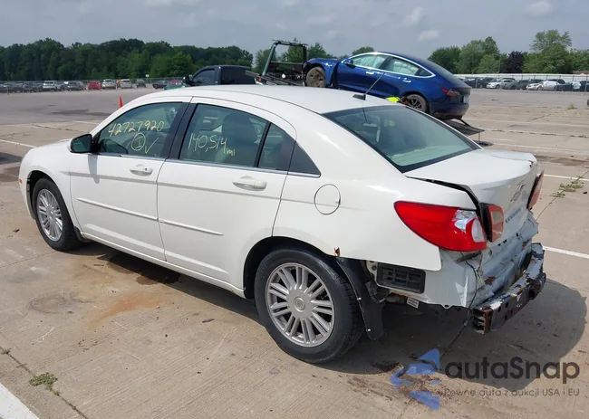 1C3LC56R28N100353: 42727920