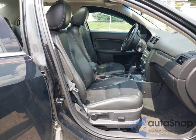 3FAHP0JA3AR294989: 42727979