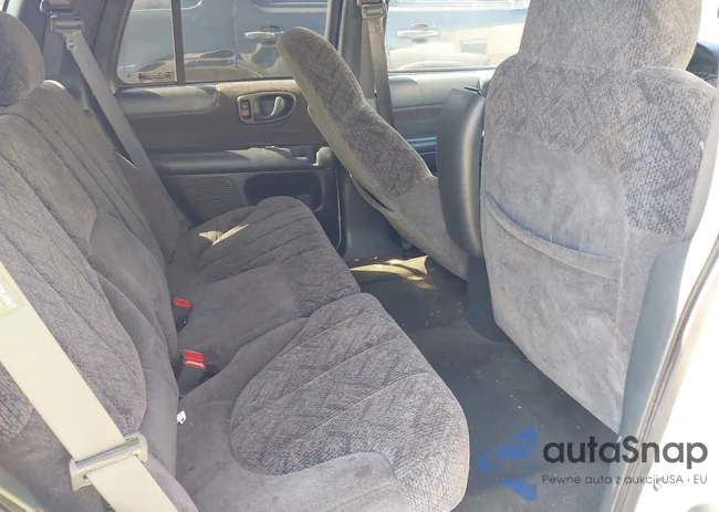 1GKCS13W1W2521677: 42727988