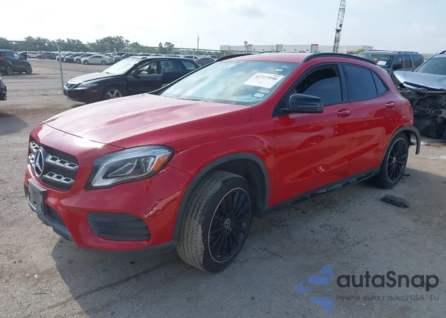 WDCTG4EB6KU018518: 42727990