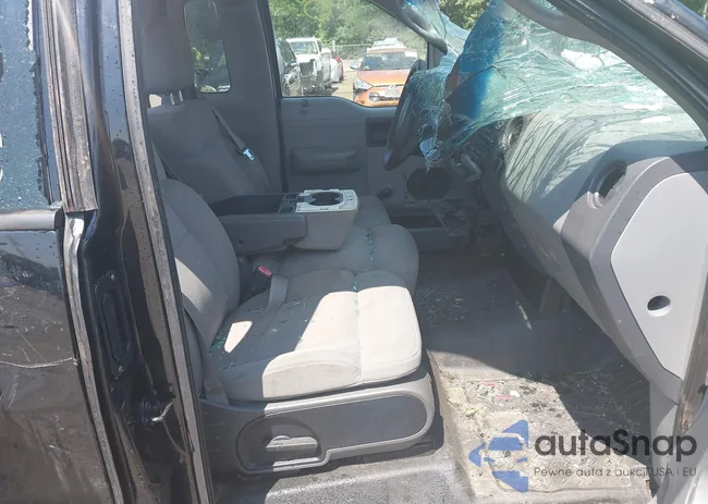 1FTRF02W34KD87628: 42728047