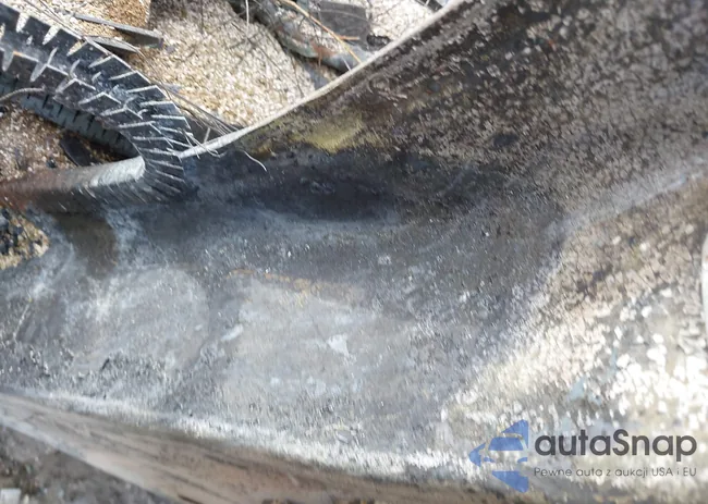 1C4SDHCTXFC869889: 42729182