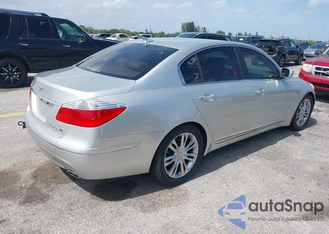 KMHGC4DF5AU108292: 42729201