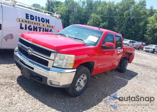 1GCHK23K48F208042: 42729245