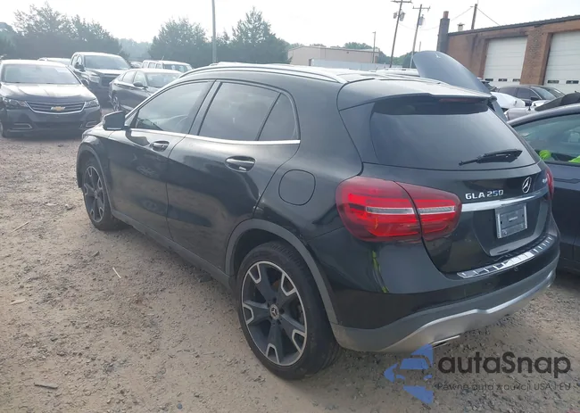 WDCTG4GB9KJ581822: 42729346