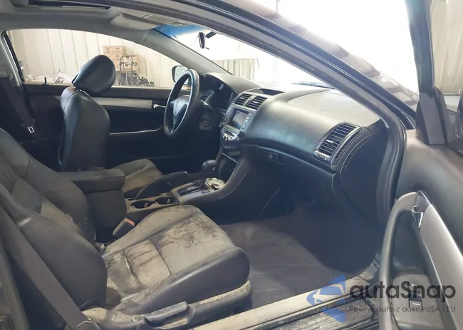 1HGCM82786A002447: 42729408