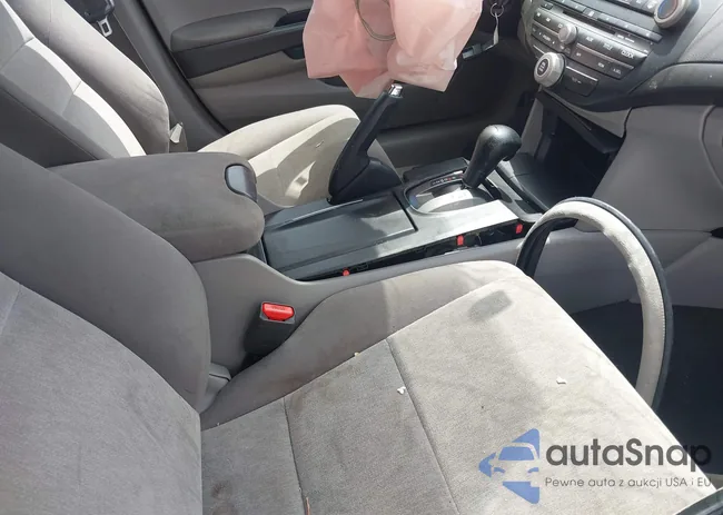 1HGCP26339A188768: 42729488